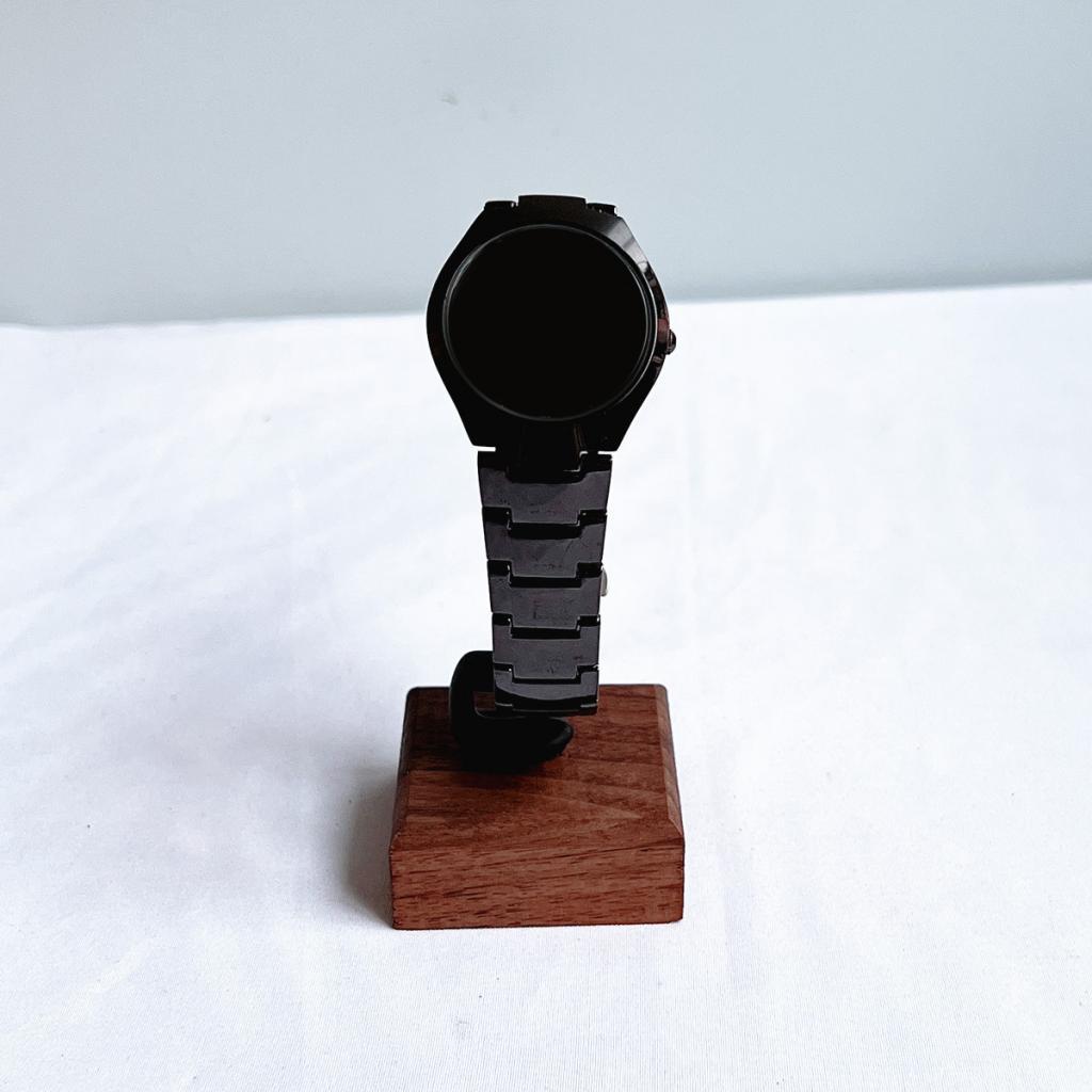 C Shaped Watch Display Stand D - Jewelry And Watches Inc 评论和价格